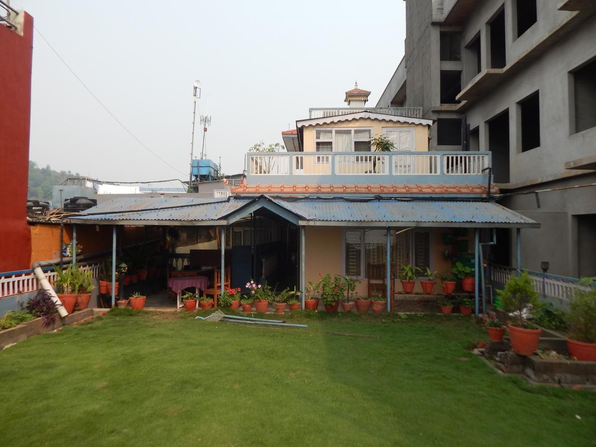 Hotel Marigold Pokhara Exterior photo