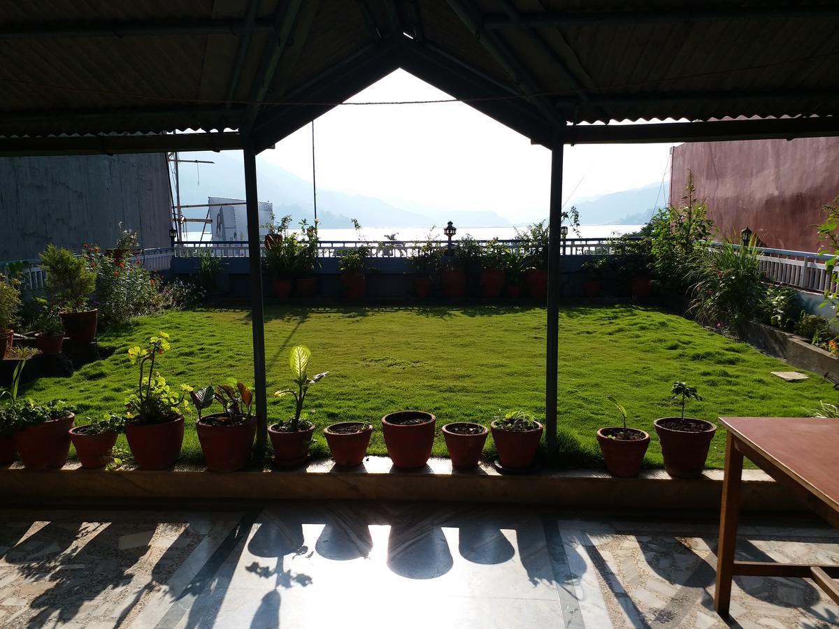 Hotel Marigold Pokhara Exterior photo