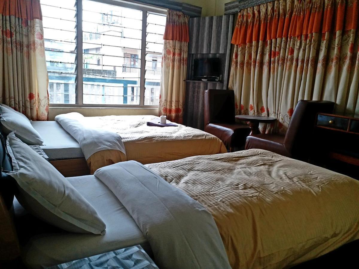 Hotel Marigold Pokhara Exterior photo